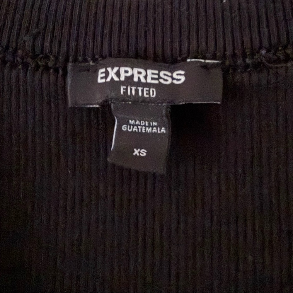 Express Black Ruffle Sleeve V-Neck Bodysuit - Picture 2 of 4